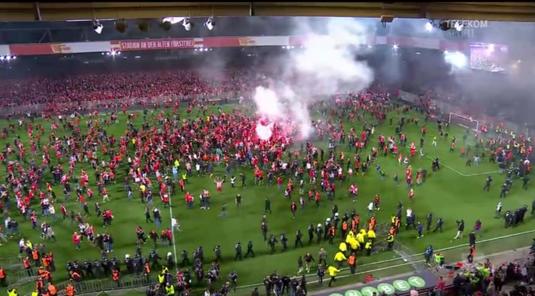 VIDEO | Nebunie la Berlin, fanii au invadatat terenul! Union a promovat pentru prima oară în Bundesliga, Stuttgart a retrogradat 