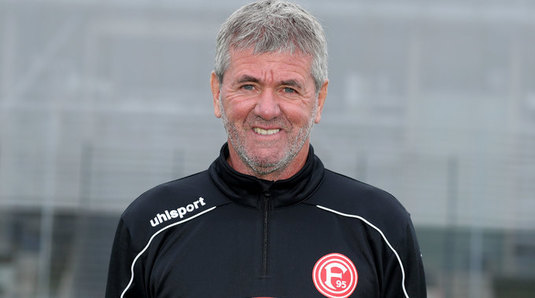FC Koln şi-a ales noul antrenor. Friedhelm Funkel a fost numit pe banca ”Ţapilor”