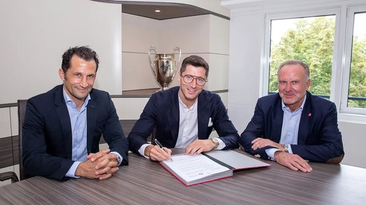 VIDEO | Robert Lewandowski şi-a prelungit contractul cu Bayern Munchen