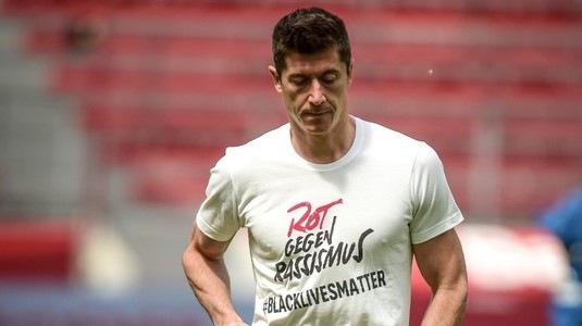Bayern Munchen se înscrie în seria de proteste faţă de rasism. Mesaj puternic afişat de jucătorii echipei bavareze la meciul cu Leverkusen