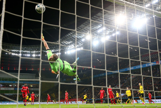 "Las-o acolo" :) VIDEO | Emre Can a reuşit o bijuterie de gol la primul său meci ca titular pentru Borussia Dortmund