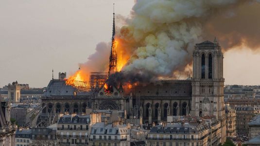 Fotbalul francez "se va mobiliza pentru a putea ajuta financiar la reconstrucţia" catedralei Notre-Dame