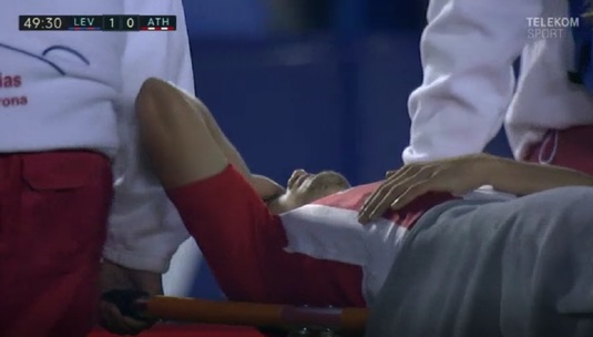 VIDEO | Ghinion teribil pentru Cristi Ganea! Titular în premieră la Athletic Bilbao, s-a accidentat şi a fost scos pe targă. Ce a păţit