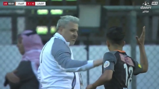 VIDEO GENIAL | Reacţia lui Şumudică după ce un jucător a vrut să bată palma cu el! A crezut că vrea să-l lovească :)