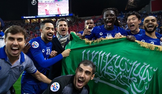 Ce onoare! Membrii familiei regale din Arabia Saudită i-au felicitat pe Răzvan Lucescu şi pe jucătorii lui Al Hilal, după ce au câştigat Liga Campionilor Asiei