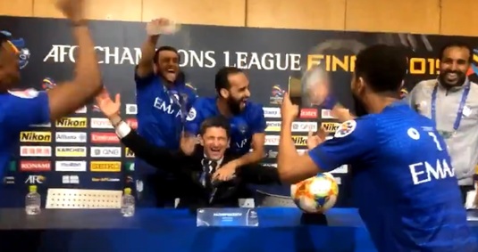 VIDEO SUPERB | Jucătorii lui Al Hilal au intrat peste Răzvan Lucescu la conferinţa de presă