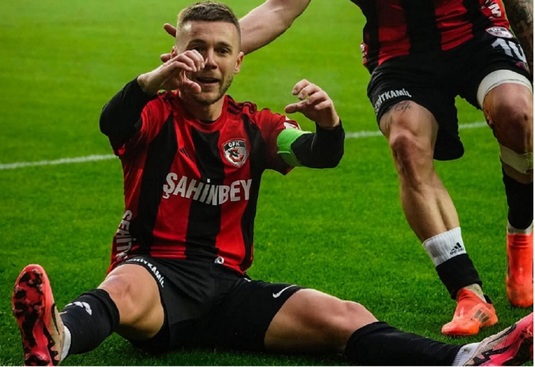 Pe val în Turcia. Alex Maxim a marcat în victoria lui Gaziantep, echipa momentului în Superliga turcă