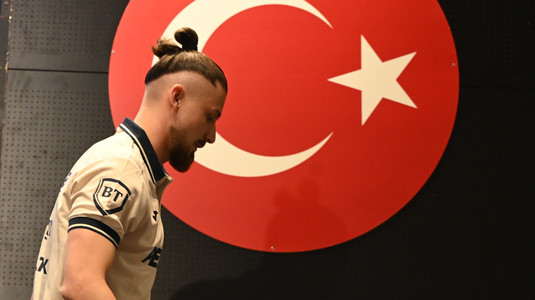 BREAKING | Banii pe masă pentru Drăguşin: 50.000.000€! Fundaşul a luat decizia pe loc