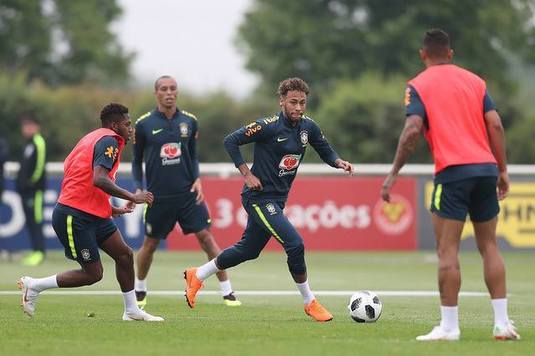 Neymar a început antrenamentele la intensitate maximă | Brazilienii se pregătesc de mondial pe baza lui Tottenham