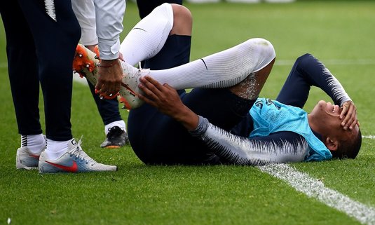 NEWS ALERT | Mbappe a făcut anunţul mult aşteptat de fani, după ce s-a accidentat la antrenament: "Vă mulţumesc pentru mesaje!"