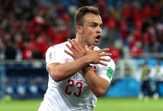 FIFA a luat decizia. Cum au fost "pedepsiţi" Xhaka şi Shaqiri după gesturile pro-albaneze făcute la meciul cu Serbia