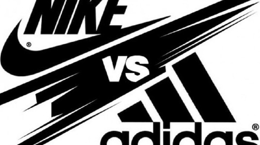 O altfel de finală! În Qatar e al patrulea duel între firmele producătoare de echipament sportiv Adidas şi Nike
