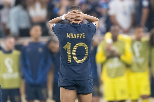 VIDEO | "Un minut de reculegere pentru Mbappe!". Starul Franţei a fost ironizat de jucătorii Argentinei