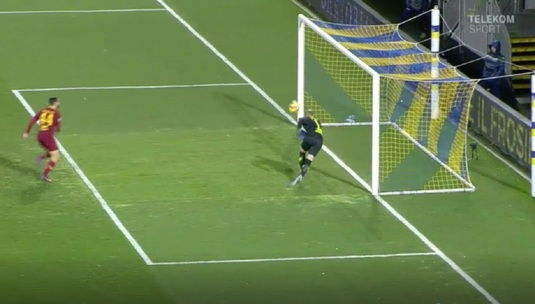 VIDEO | Stanciu şi Mitriţă, atenţie! Cu o lună înainte de meciul cu România, portarul Suediei s-a făcut de râs în Serie A