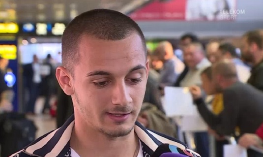 VIDEO | N-au intrat salariile la NYC? :) Mitriţă a revenit în România în aceleaşi haine pe care le-a purtat după meciul cu LA FC. Ce a declarat
