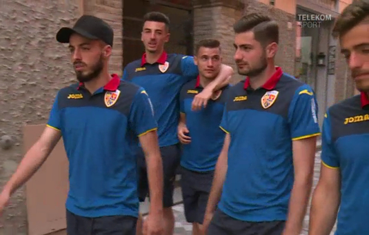 VIDEO | Rădoi i-a scos pe "tricolorii" mici la plimbare prin Cesena. Voie bună înainte de Euro U21 