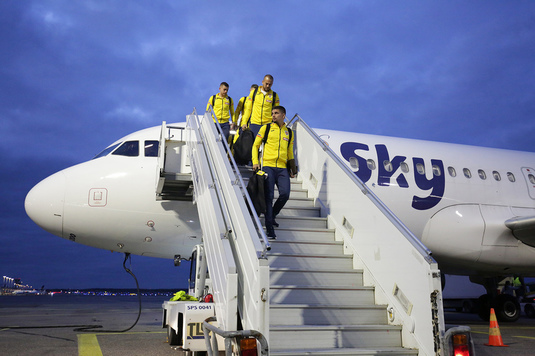 FOTO | Naţionala României a ajuns la Helsinki pentru meciul cu Finlanda