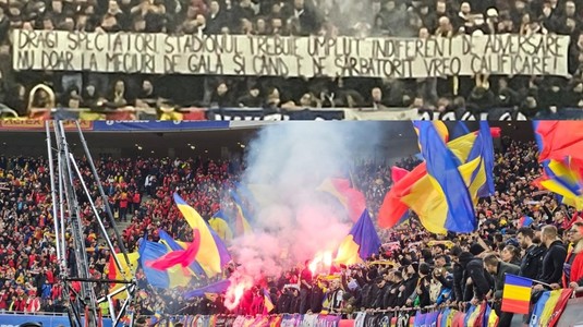 FOTO | "Uniţi sub tricolor" a afişat un banner cu un mesaj puternic! Ce au văzut cei 50.000 de spectatori de la România - Elveţia