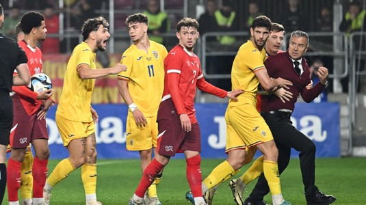 Ultimul meci pe banca naţionalei?! Ce ar putea urma pentru Pancu, după ce selecţionerul României U21 a sărit la gâtul arbitrului în meciul cu Elveţia