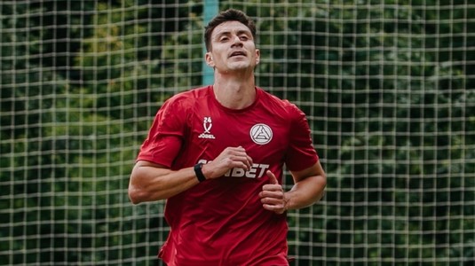"E un pic marginalizat”! Fotbalistul uitat de Mircea Lucescu, deşi are evoluţii constante: "Joacă bine acolo, dar asta e situaţia politică”