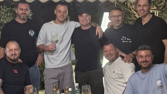 FRF a emis un comunicat dur, după ce Costin Curelea şi staff-ul naţionalei U21 s-au fotografiat alături de Nicu Gheară: ”Maximă îngrijorare”