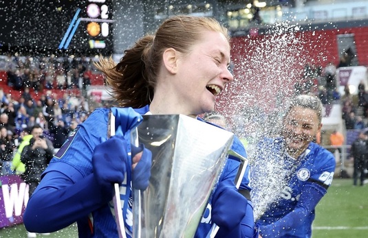 Încep sferturile Ligii Campionilor la fotbal feminin! Vezi care sunt favoritele