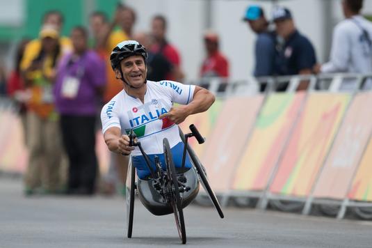 Tragedie în sportul italian. Cvadruplul campion paralimpic Zanardi, accident îngrozitor: "Coliziunea a fost teribilă"
