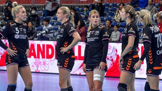 Prima adversară a României de la Campionatul European de handbal feminin a sosit în Danemarca fără antrenorul principal