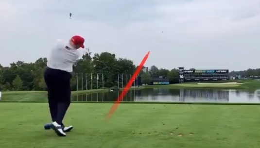 VIDEO | Biden l-a văzut pe Trump când juca golf şi a reacţionat: ”Bravo, Donald. Ce realizare”. Jocul făcut de cei doi rivali