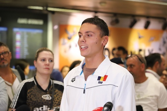 Ce urmează pentru David Popovici, după titlurile de la Campionatele Mondiale din Singapore: "Toate lucrurile pentru care n-am avut timp"