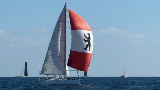 Tragedie într-o cursă transatlantică. Un membru al echipajului unui iaht a murit