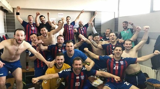 Steaua Bucureşti s-a calificat în semifinalele Ligii Naţionale de handbal masculin; CSM Bucureşti a egalat Poli la general