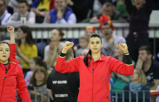 EXCLUSIV | Denisa Dedu, mulţumită de performanţa României la CE de handbal: "Ne-am încadrat în obiectiv, chiar ne-am depăşit". Ce spune de accidentarea lui Neagu şi selecţionerul Ambros