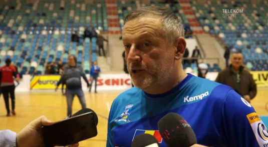 VIDEO | Bogdan Burcea şi-a pierdut cumpătul! Atac brutal la adresa propriilor jucătoare: ”Au ieşit pe teren că s-a televizat meciul”