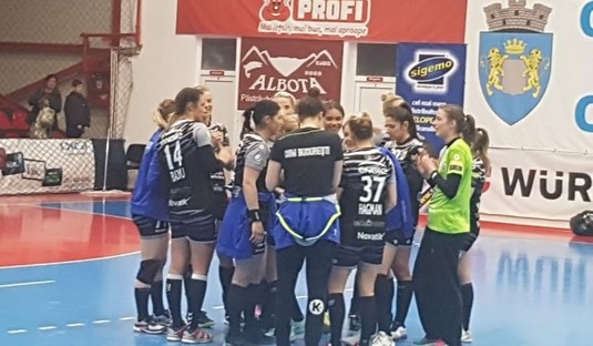Continuă dramatismul în Liga Naţională de handbal feminin. CSM Bucureşti şi Vâlcea, victorii în etapa XX