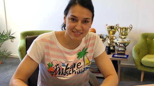 Cristina Neagu nu poate sta departe de handbal: „Abia aştept să mă întorc la antrenamente”. Prima reacţie după ce s-a infectat cu noul coronavirus