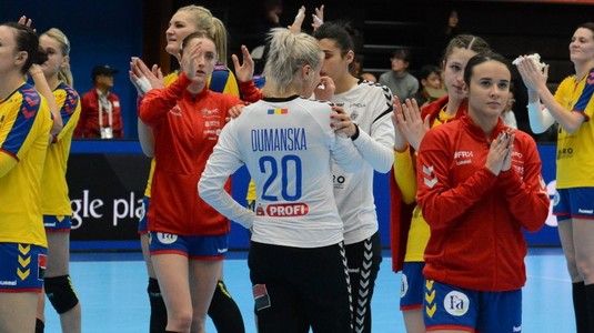 România, fără şanse de calificare în semifinale la Campionatul European de handbal. Iulia Dumanska reacţionează: "Nu ne-a ieşit jocul, nu ştiu ce să zic"