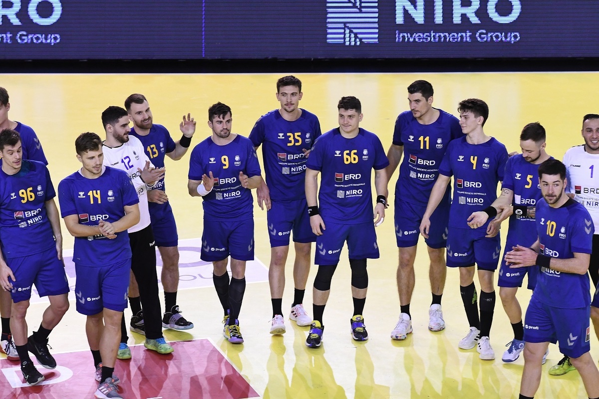 bottle Do not let down VIDEO | Naţionala masculină de handbal, eliminată de Macedonia de Nord în preliminariile Campionatului Mondial din 2023 bottle Do not let down VIDEO | Naţionala masculină de handbal, eliminată de Macedonia de Nord în preliminariile Campionatului Mondial din 2023