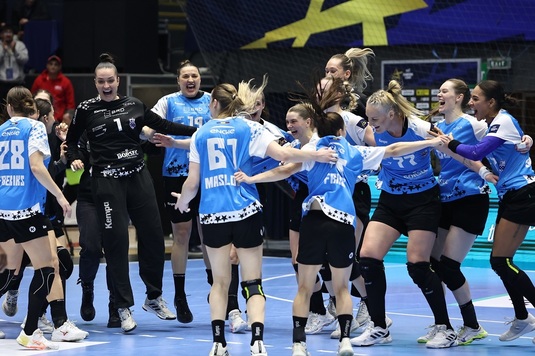 CSM Bucureşti, victorie cu Corona Braşov şi continuă urmărirea în lupta pentru titlu cu Gloria Bistriţa