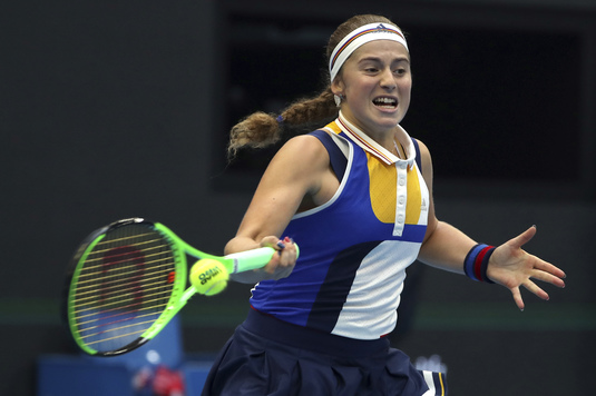 Jelena Ostapenko a învins-o pe Karolina Pliskova la Turneul Campioanelor
