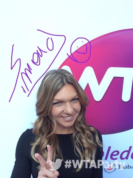 Imagini cu Simona Halep la petrecerea Wimbledon. A oferit un interviu: "Simt ceva presiune" VIDEO