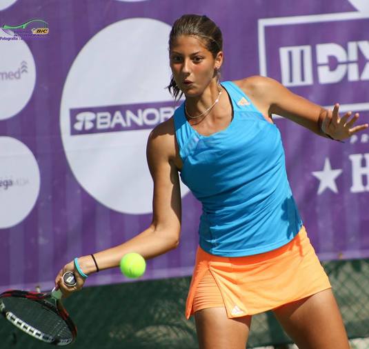 Succes românesc la Curtea de Argeş | Georgia Andreea Crăciun a câştigat turneul ITF