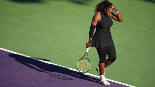 Serena Williams, învinsă categoric de Naomi Osaka la Miami. Japoneza are o serie fantastică!