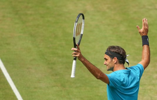 Roger Federer, din nou în finala de la Halle. Cifre fabuloase pentru liderul mondial