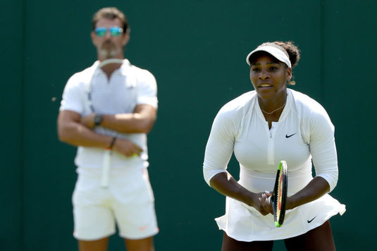 Serena Williams şi cum s-a schimbat după ce a devenit mamă. Prin ce trece înainte de fiecare meci: „Sânii mei sunt prea mari“