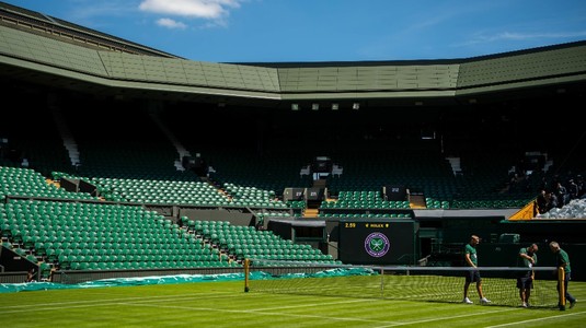 Organizatorii de la Wimbledon sunt conservatori şi nu vor să mute ora marii finale de la masculin. Există riscul ca acesta să se suprapună cu finala Mondialului de fotbal