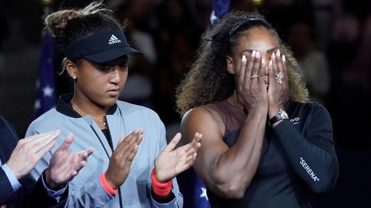 Prima reacţie a lui Osaka, după finala tensionată cu Serena. ”Când am luat-o în braţe, m-am simţit ca un copil”
