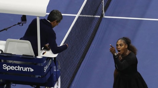 Serena Williams n-a mai rezistat şi a răbufnit. Declaraţii revoltătoare ale americancei: "El e alb, eu sunt de culoare. De ce i se permit atâtea?"