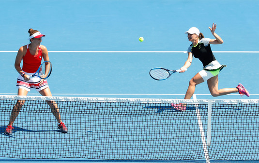Irina Begu şi Monica Niculescu, calificate în sferturi la dublu Thailand Open. Sunt în optimi şi pe tabloul de simplu 
