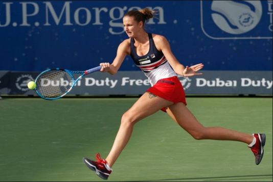 O nouă întoarcere incredibilă de scor la Dubai. Karolina Pliskova a pierdut deşi a avut 5-1 în decisiv